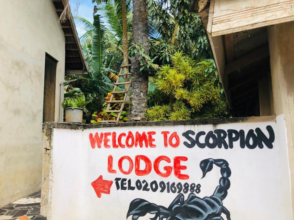 Scorpion Hill Lodge Busua Dış mekan fotoğraf