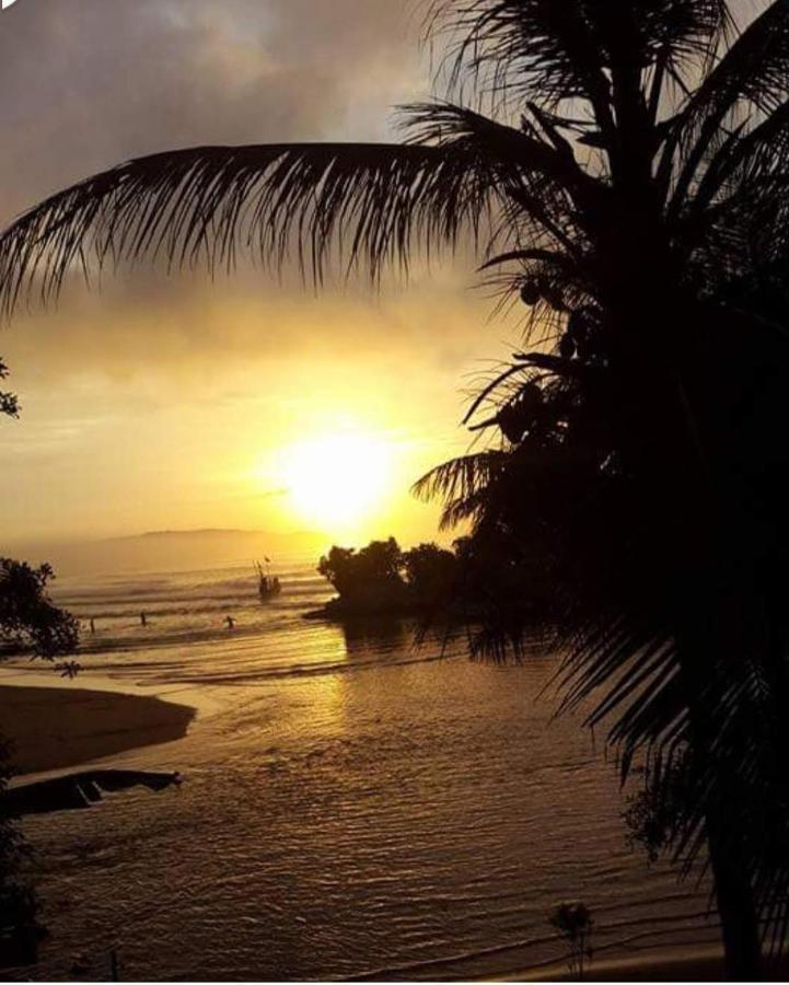 Scorpion Hill Lodge Busua Dış mekan fotoğraf