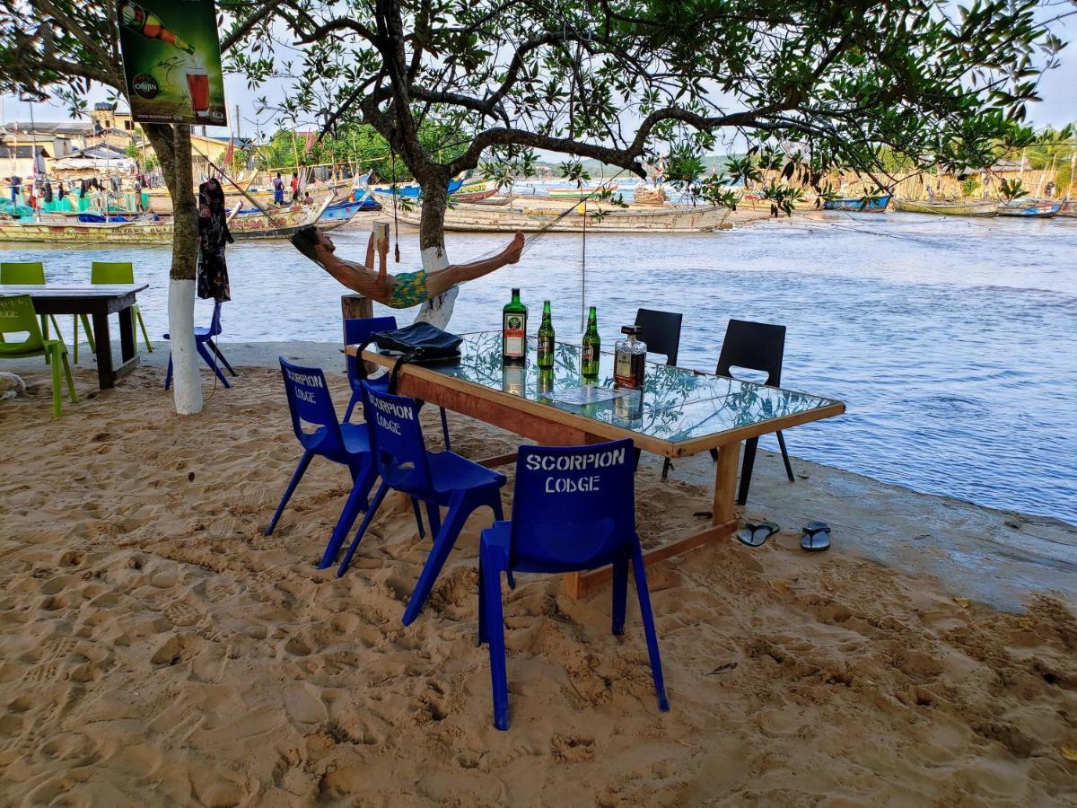 Scorpion Hill Lodge Busua Dış mekan fotoğraf