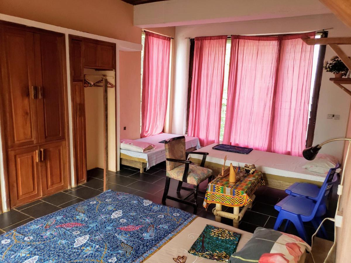 Scorpion Hill Lodge Busua Dış mekan fotoğraf