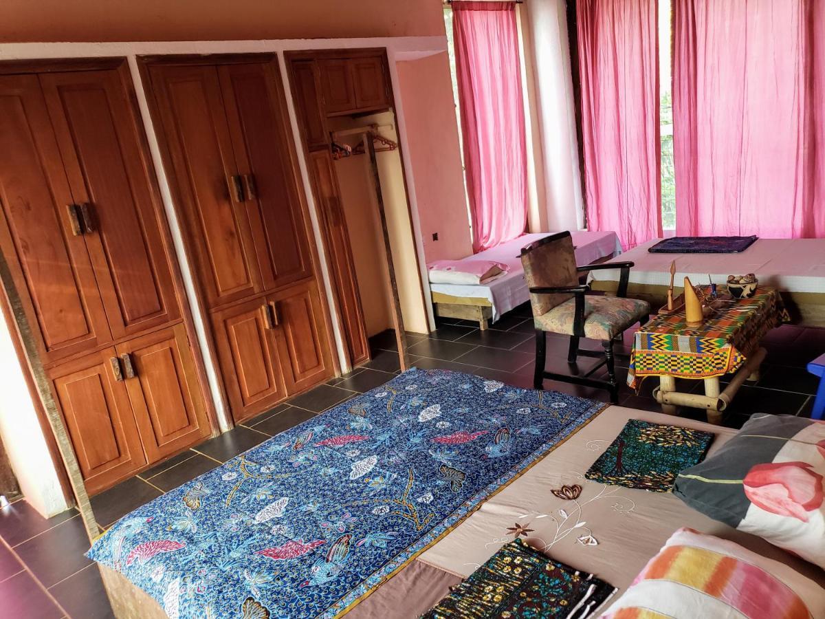 Scorpion Hill Lodge Busua Dış mekan fotoğraf